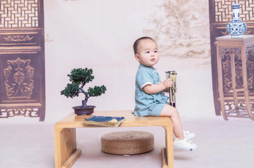 南平四个月宝宝可以坐着吗 南平四个月宝宝可以坐着吗